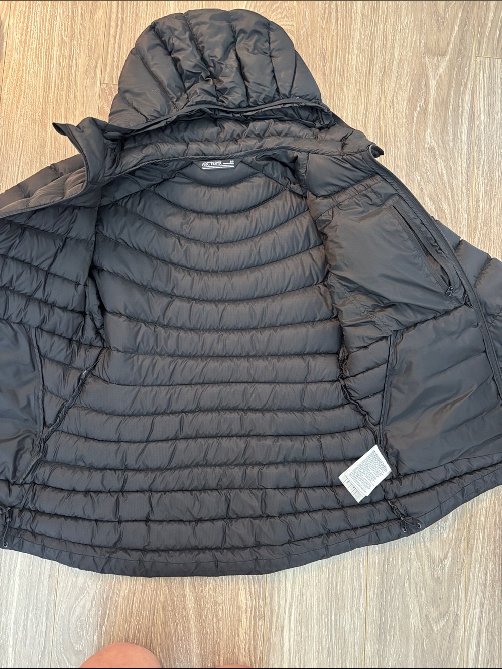Arc'teryx Cerium LT Black Women's Hooded Down Puffer Jacket - Picture 3 of 7
